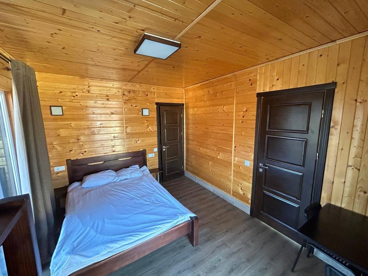 Гірка Hotell Skole Exteriör bild